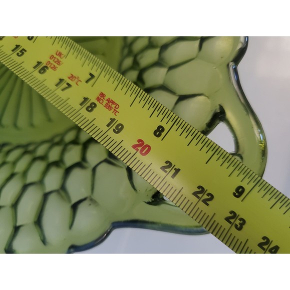 Vintage  Green honeycomb Indiana glass two handled relish dish - Picture 7 of 7